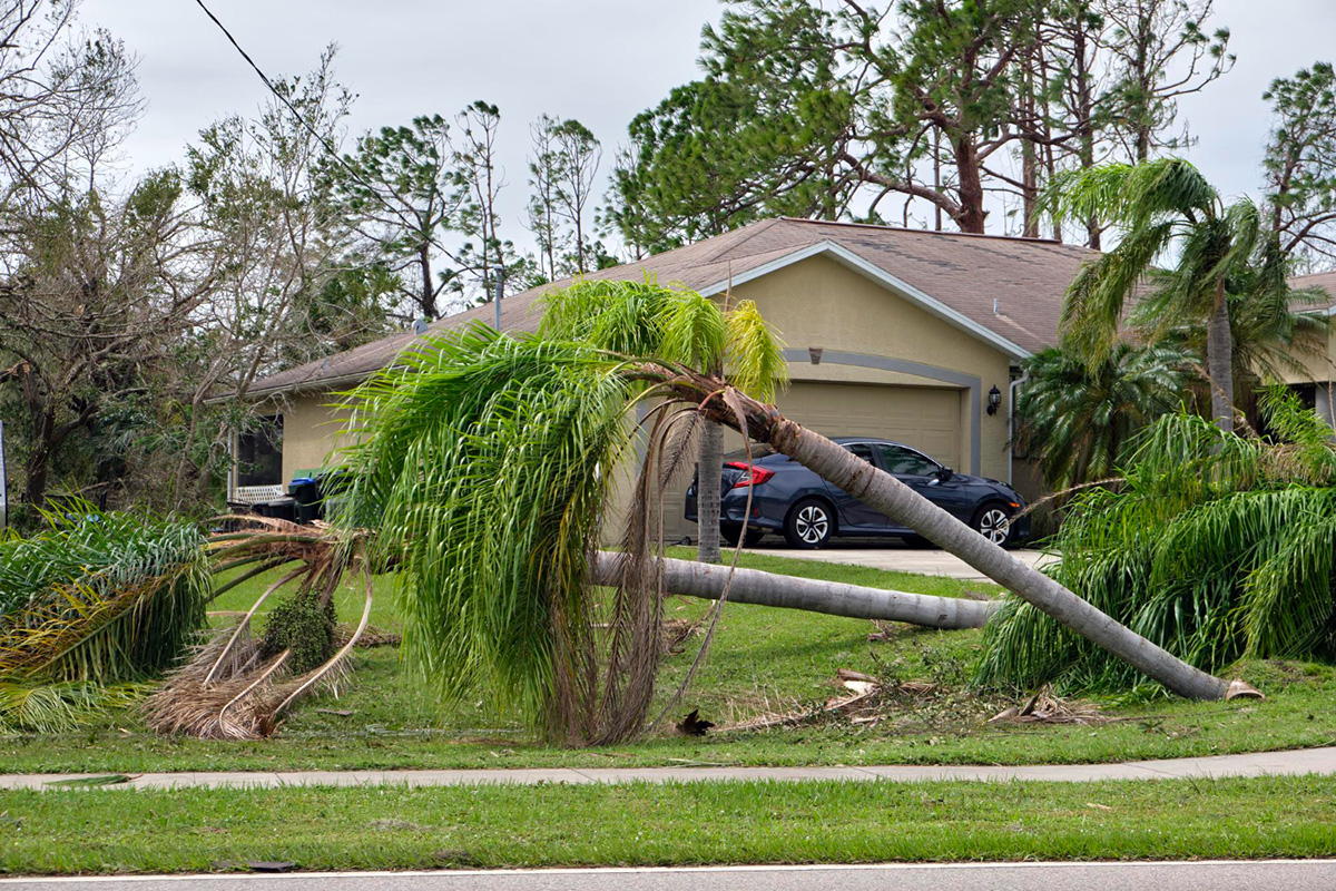 Tips for Dealing With Hurricane Damage Insurance Claims